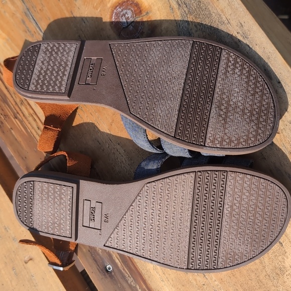 TOMS | Zoe Chambray Denim Straps Brown Suede Leather Sandals Size 8 - Picture 6 of 6